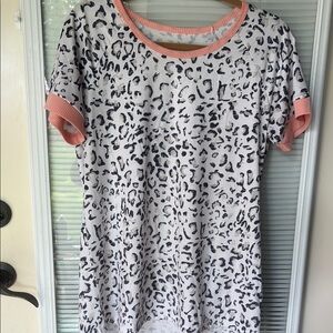 NWOT Leopard Print Top w/ Peachy Accents